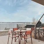Hotel Upon Harbor - Bay