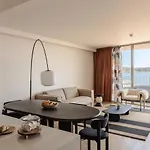 Upon Harbor - Bay 4* Seixal (Setubal)