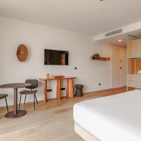 Upon Harbor - Bay Hotell