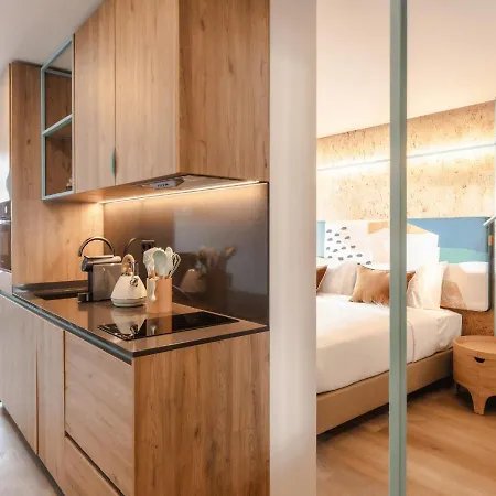 Hotel Upon Harbor - Bay 4*
