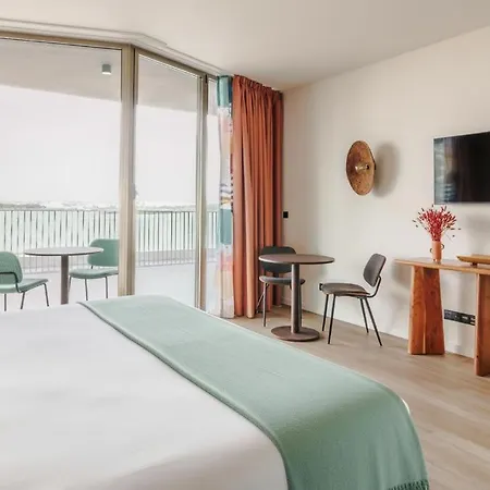 Upon Harbor - Bay 4* Seixal (Setubal)